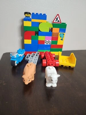 Lego Duplo Bloques 42 Piezas Lote Mixto con Cerdo Oveja Moto  Foto 1 de 4