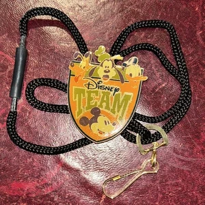 Mickey Mouse Pluto Goofy Donald Duck Cast ID Lanyard Disney Team Shield # 12072 - Picture 1 of 7