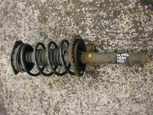 Renault Megane 2002-2008 1.5 dCi Passenger NSF Front Shock Spring Suspension Leg - Picture 1 of 2