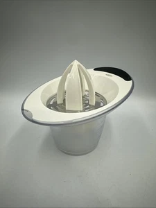 Spremiagrumi OXO - Foto 1 di 7