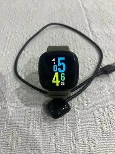 Fitbit Versa 3 Activity Tracker With Army Green Band & USB Charger - Picture 1 of 6