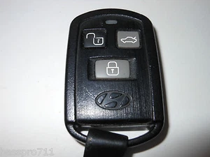 2002 HYUNDAI XG SERIES KEYLESS KEY REMOTE ENTRY FOB - Bild 1 von 2