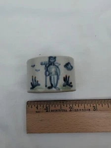 MA Hadley Pottery Stoneware Napkin Ring Farmer ~ Country Blue pattern ~ Made USA - Picture 1 of 4