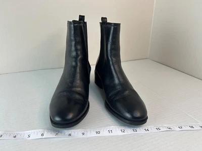 Kenneth Cole Reaction Salt Chelsea Black Leather Ankle Boots Women's 9 - Image 1 of 4