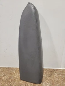 2005 ACURA TL 3.2L RIGHT PASSENGER SIDE FRONT DOOR PANEL ARMREST PAD - Picture 1 of 3