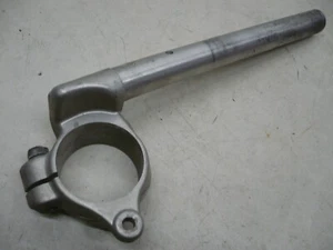 93 SUZUKI GSXR600 GSXR 600 RIGHT HANDLEBAR HOLDER BAR MOUNT OEM 56111-17E02 - Bild 1 von 5