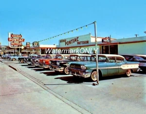 1950's "Classic Roadside America" Store Fronts, Shopping, Signs, Cars PHOTO! #9 - Picture 1 of 2