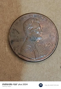 Close AM U.S. Penny 1992 - Picture 1 of 2