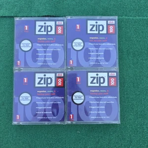 Iomega Zip 100 MB Disco Formateado MAC Juego de 4- con Joyeros Originales - Imagen 1 de 7