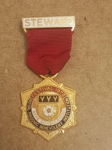 Vintage 1972 Metal Royal Masonic Benevolent Institution RMBI Steward Jewel - Picture 1 of 6