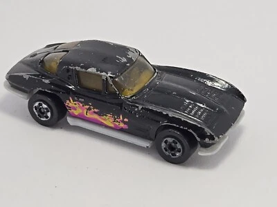 Chevy Corvette vintage Hot Wheels 1963 ventana dividida negro con paredes negras de plástico B Foto 1 de 4