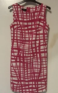 AGB Women Dress Size 10 White Pink Stretch Midi Preppy Geometric Sleeveless - Picture 1 of 7