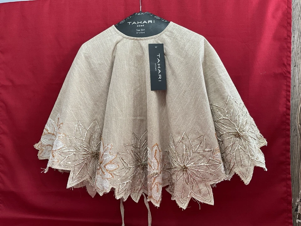 NUEVA FALDA TAHARI HOME 52” ORO TOSTADO METALIZADO FLOR DE PASCUA ÁRBOL DE NAVIDAD INDIA Foto 1 de 4