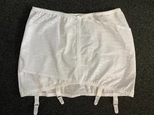 Silhouette Little X White Firm Hold Open Girdle 37" - 38" & 4 suspenders Vintage - Picture 1 of 8