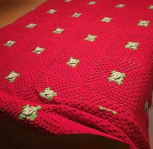 VTG Crochet Rose Afghan Throw Blanket 3D Granny Amber Rose Festive Red 108x78 - Picture 1 of 15