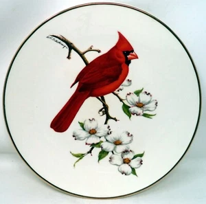 AVON Cardinal Plate + Plate Hanger 1974 - Picture 1 of 7