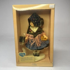 Ginny Gypsy Wahrsager Puppe 8 Zoll Vogue Puppen Sammlerstück Nr. 71-2620 NRFB - Bild 1 von 10