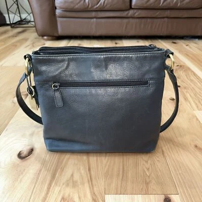 Bolso de mano Rolf’s negro con correa para el hombro Foto 1 de 4