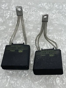 (2) GENERAL ELECTRIC T900  25C14784P01 T900 CARBON BRUSH FOR DC MOTOR - Picture 1 of 1