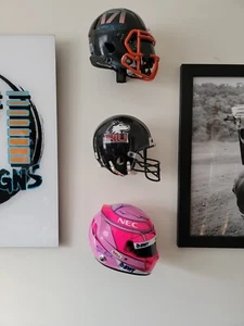 F1 1/2 Scale helmet wall hanger. 3d printed from PLA+, display holder, mount - Picture 1 of 9