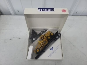 1/64 Winross PSATS 1999 Freightliner FLD With Flatbed And CAT Road Grader - Picture 1 of 9