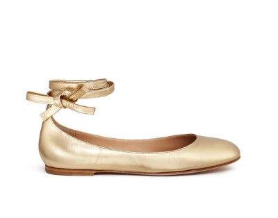 GIANVITO ROSSI $695 Metálico Dorado Carla Con Cordones Ballet Pisos Talla 38 Foto 1 de 4