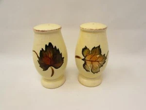 Villa Grande by Tabletops Unlimited Salt & Pepper Shakers Leaves G - Picture 1 of 2