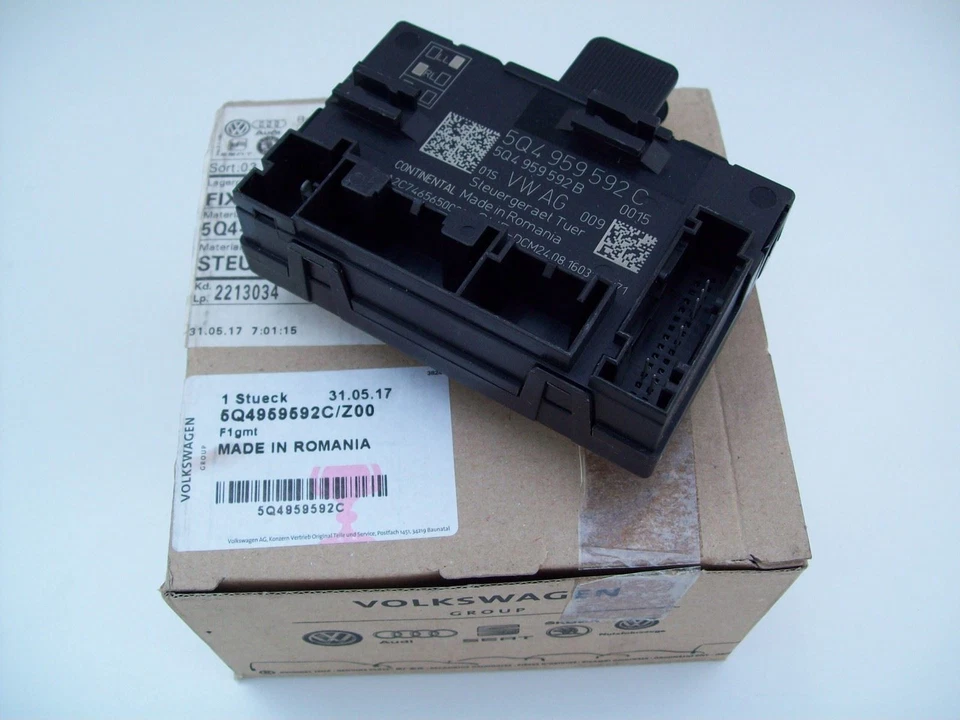 VW Golf Door Locking Control Unit Front 5Q4959592CZ00 2013-2017 - Image 1 of 4