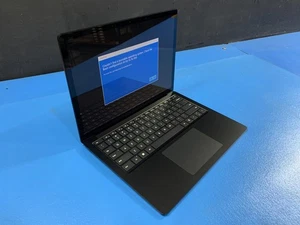 Microsoft Surface Laptop 5 Core i7 1265U 2,70 GHz 16 GB DDR4 256 GB SSD nero NO OS - Foto 1 di 9