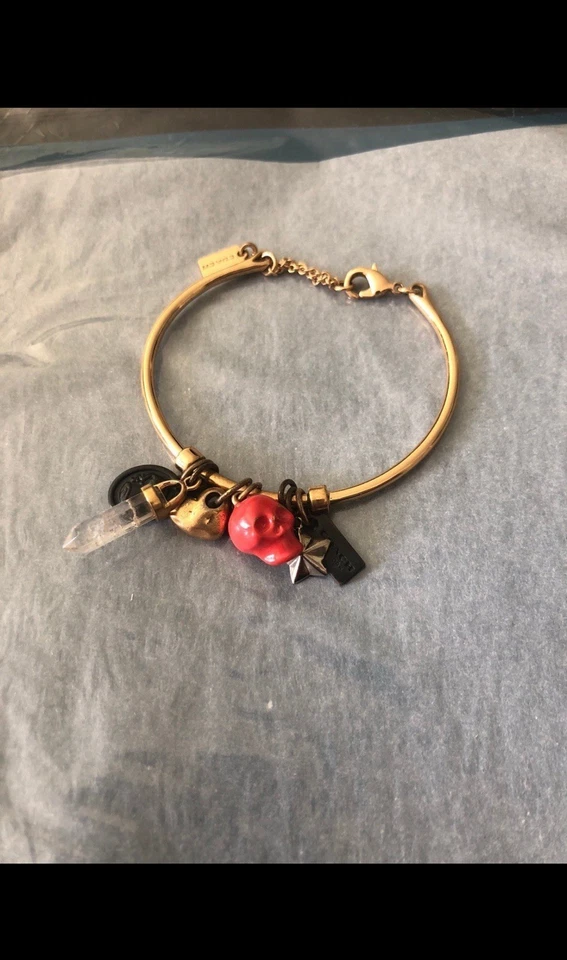 Berloques de coração estrela cristal pena pulseira caveira coral COACH RARO - Imagem 1 de 4