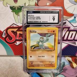 CGC 9 Machop 52/102 - Base Set - Pokemon TCG - SCHNELLER VERSAND - Bild 1 von 2