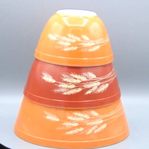 Vintage Pyrex  #401 ,# 402 and # 403 Autumn Harvest Wheat Pattern Mixing Bowls - Picture 1 of 2