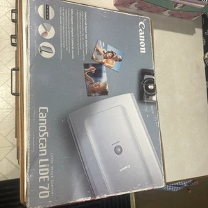 Canon CanoScan LiDE70 Flatbed Scanner USB 2.0 Hi-Speed Brand New Never Been Used - Picture 1 of 6