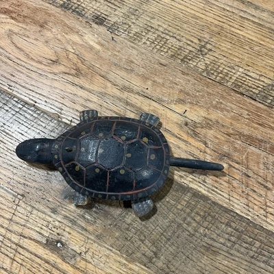 Señuelo de tortuga de madera vintage hecho a mano Foto 1 de 4