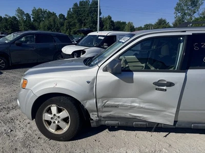 2008 Ford Escape 3.0L Engine Motor 6cyl OEM 113K Miles - LKQ389237660 - Image 1 of 4