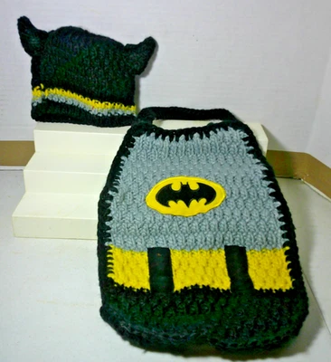 DC Comics Batman Costume Outfit~ Knitted Cape & Cap ~ One Size Child ~ - Image 1 of 4
