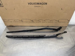 Audi A4 B6 Front Window Wiper Arm Set Pair 8E2955407A 8E2955408A 2003 - Picture 1 of 15