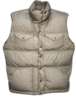 复古 The North Face 美国棕色标签鹅绒米色 Puffer 背心,尺寸 L — 第 1/4 张图片