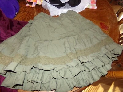 *GIRLS FADED GLORY LONG SKIRT SIZE 4/5 1065 - Image 1 of 4