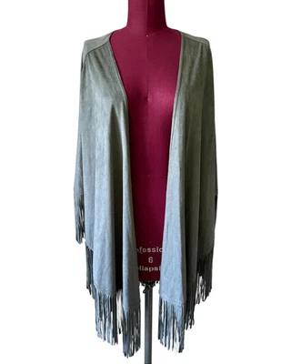 NEW White House Black Market Fringe Covering Wintergreen One Size Velvet Look - Image 1 of 4