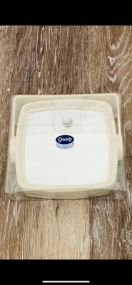 Espejo de maquillaje Goody beige de dos caras con montaje giratorio aumento de doble cara nuevo en paquete Foto 1 de 4