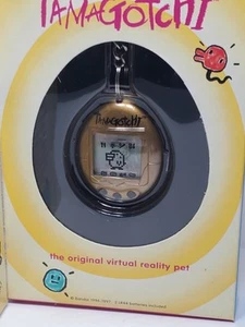 Vintage Bandai Tamagotchi Neu #1800 1996 - 1997 Factory sealed BOX GOLD t1 - Bild 1 von 3