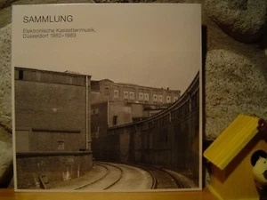 v/a SAMMLUNG: ELEKTRONISCHE KASSETTENMUSIK, DUSSELDORF 1982-1989 LP/Experimental - Picture 1 of 2