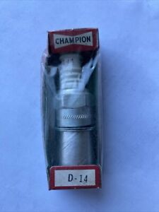 CHAMPION 514 D14 SPARK PLUG MADE IN USA