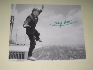 PHILIPPE PETIT Signed 8x10 MAN ON WIRE Photo AUTOGRAPH - Picture 1 of 1