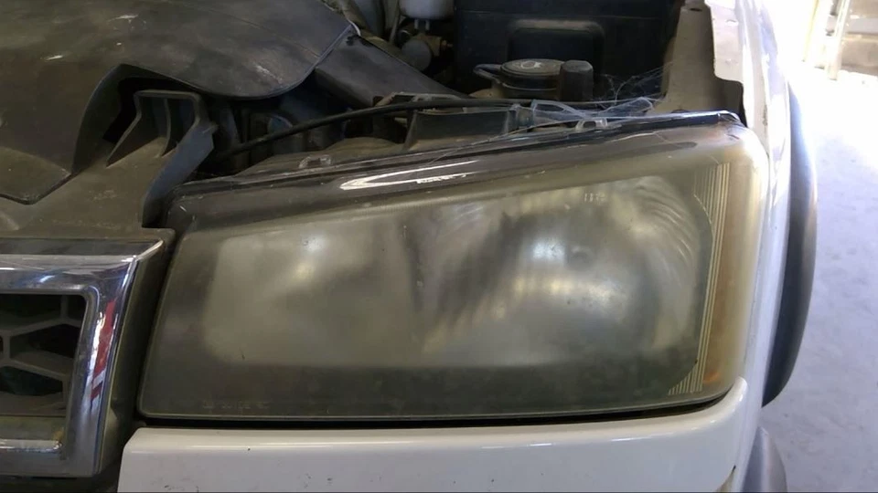 Faro de conductor estilo clásico compatible con camioneta Silverado 1500 05-07 665152 Foto 1 de 1