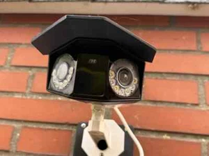 Rain Shield for Reolink Duo 3 – Weather Cover for Outdoor Protection - Picture 1 of 3