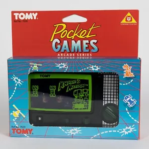 Tomy Pocket Arcade Games Pocket nuovo con scatola carica portatile - Knight's Mission - Foto 1 di 4