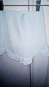Vintage Triumph RareSheer Ruffle Nylon Panties Briefs Bloomers Mint Green S/M - Picture 1 of 7
