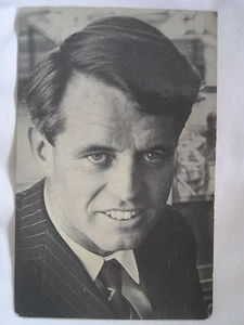 RARE 1967 ROBERT F KENNEDY POSTER-CARD BLACK & WHITE POSTCARD - Picture 1 of 2